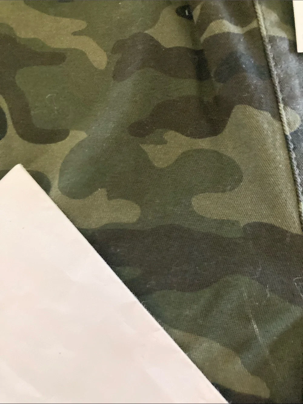 Boys Old Navy green camo cargo shorts size L (10/12) - NWT